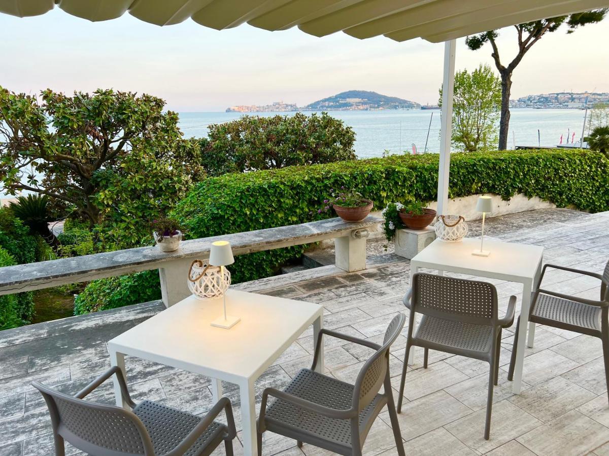 Villa Magnolia Formia Exteriör bild
