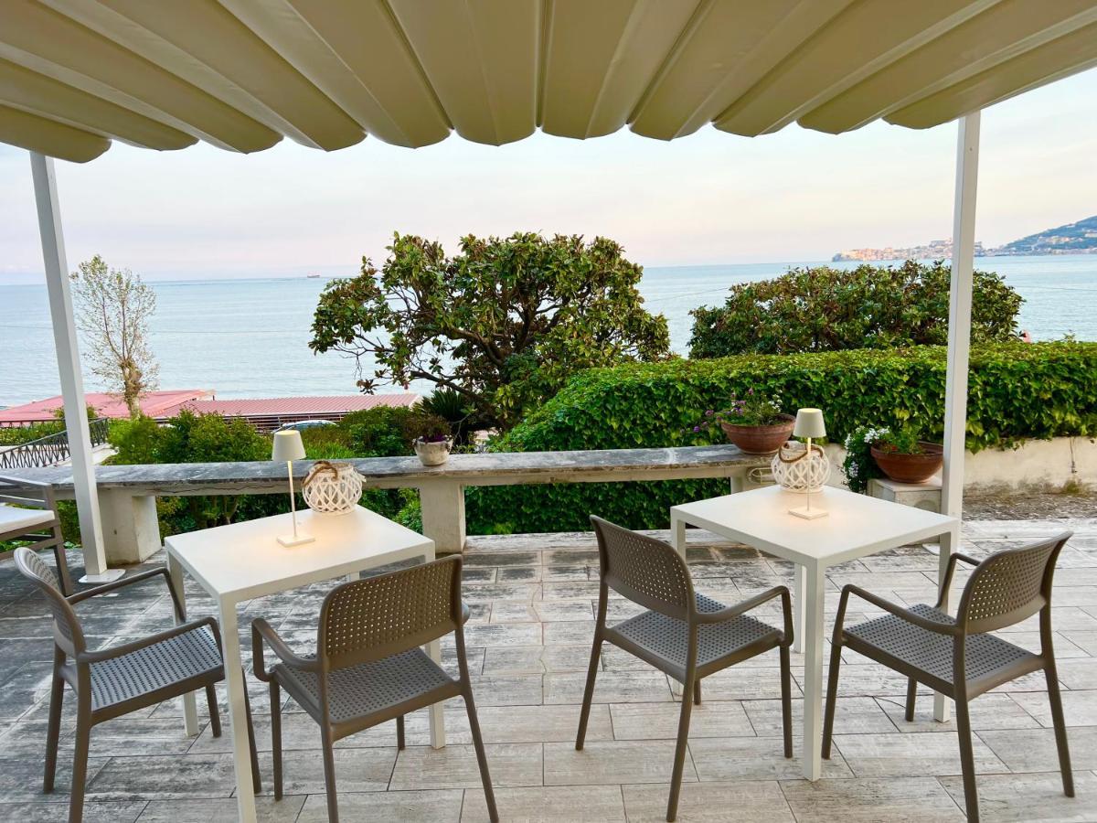 Villa Magnolia Formia Exteriör bild