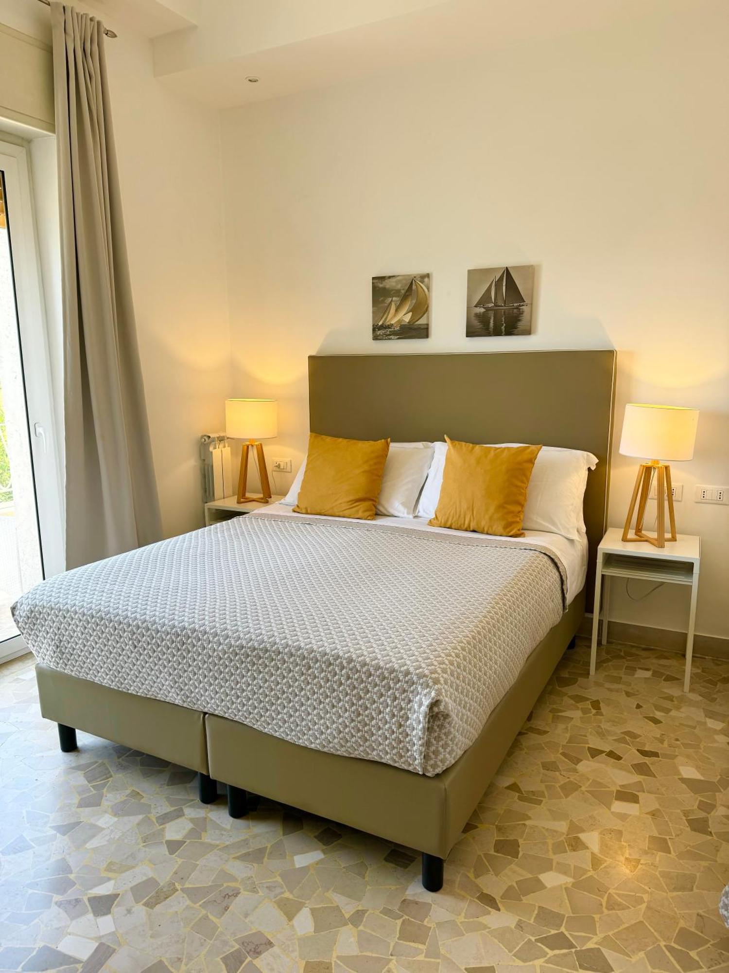 Villa Magnolia Formia Exteriör bild