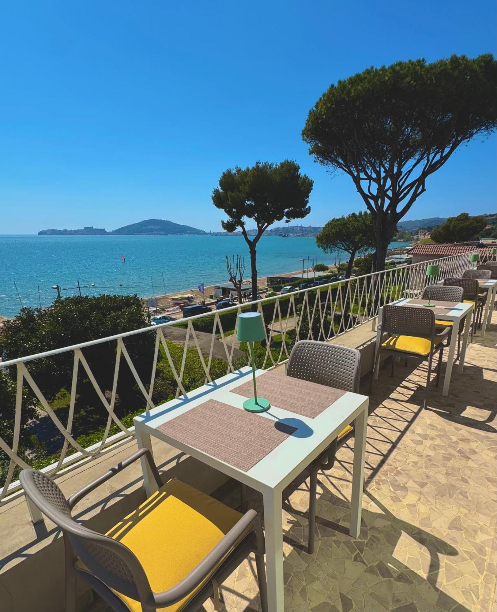 Villa Magnolia Formia Exteriör bild