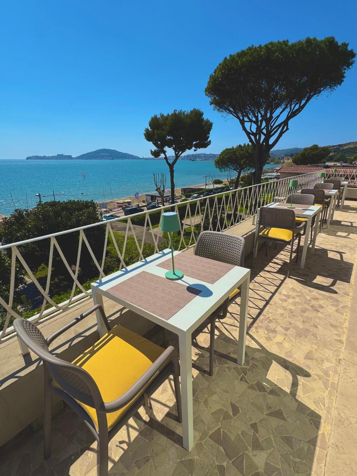 Villa Magnolia Formia Exteriör bild