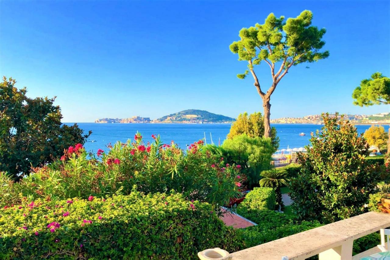 Villa Magnolia Formia Exteriör bild