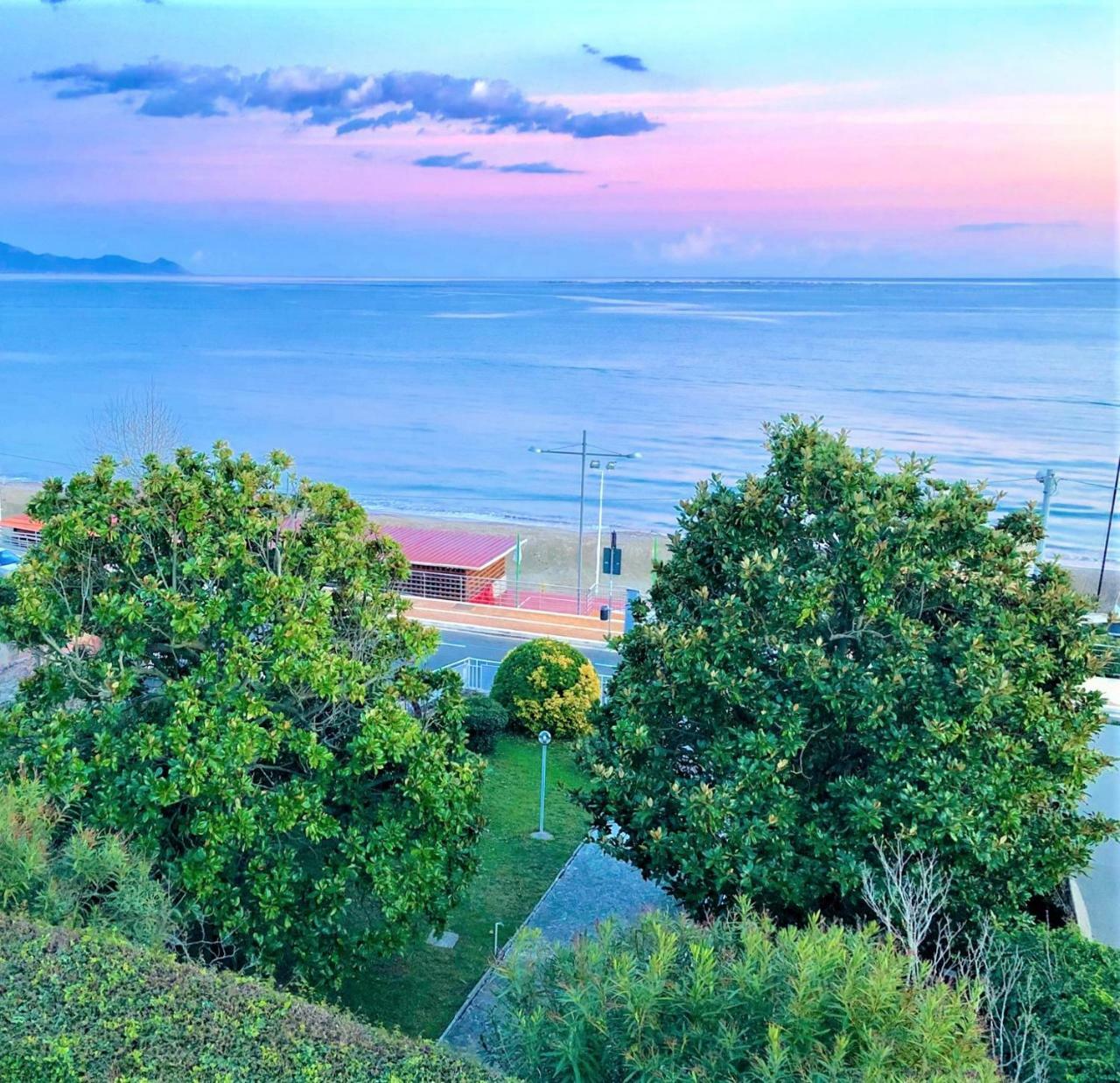 Villa Magnolia Formia Exteriör bild